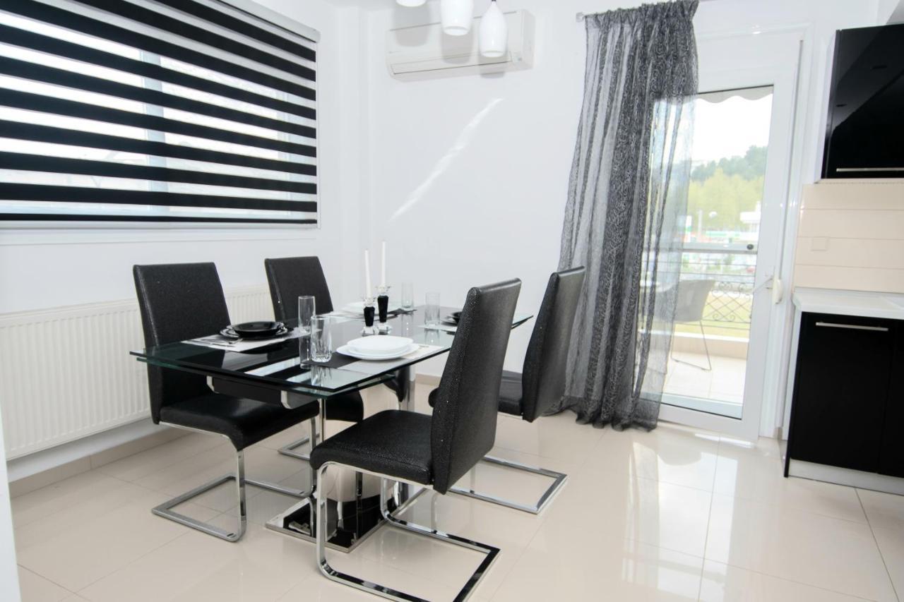 Mistral Luxury Living Aparthotel Nea Peramos  Exterior photo